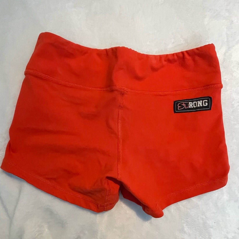 Fleo strong shorts mark bell size small